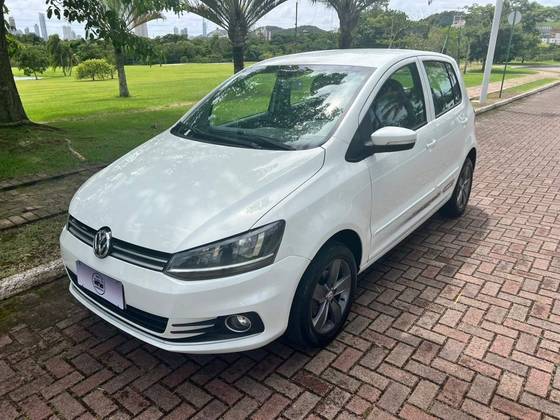 VOLKSWAGEN FOX 1.6 MSI TOTAL FLEX CONNECT 4P MANUAL VOLKSWAGEN FOX 1.6 MSI TOTAL FLEX CONNECT 4P MANUAL